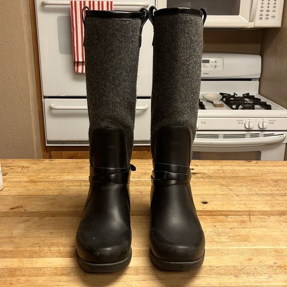 UGG Tall Wool Riding Rain Boots Size 8 Womens - Picture 9 of 9